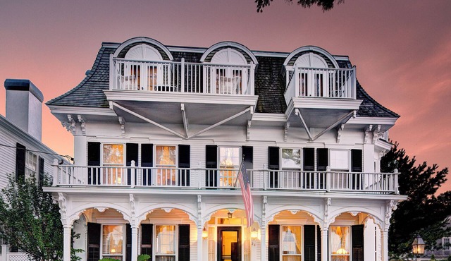 The Christopher, The Edgartown Collection