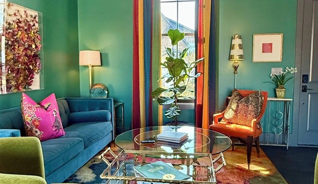 The Pullman House #820 - Downtown Townhouse with w/Heated Pool