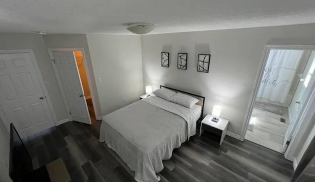 Waterloo Modern Rustic Haven in Waterloo