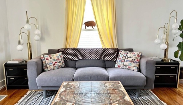 West End's Diamond in the Rough 2-bedroom Apartment with Parking & WiFi