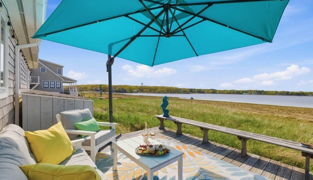 Wonderland on the Water with Exclusive Beach Access