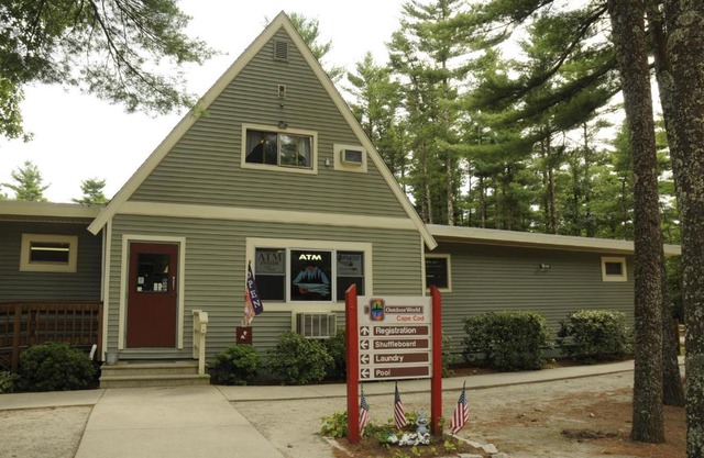 Gateway to Cape Cod Vacation Cottage Two Baths 5