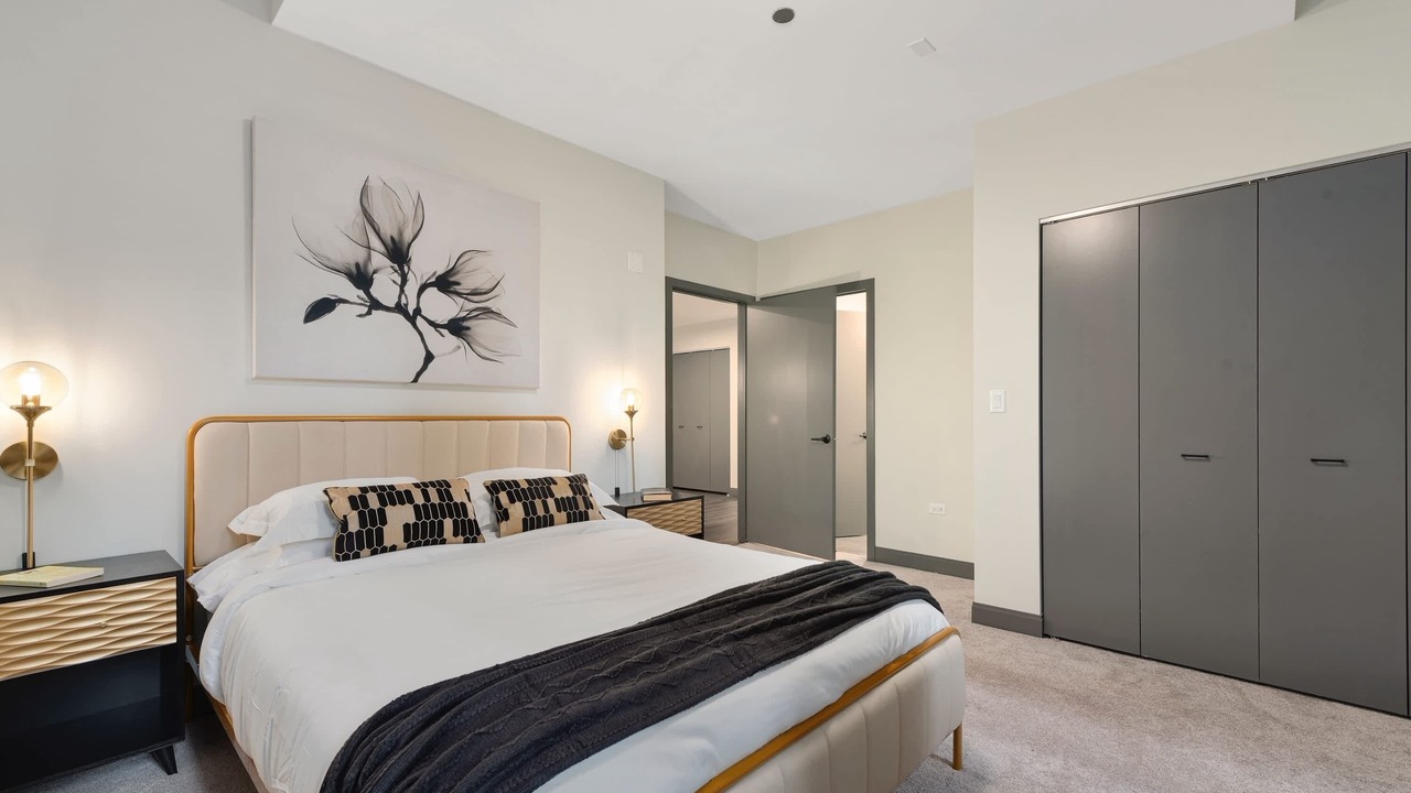 Photo of Bedroom in Downtown Chicago