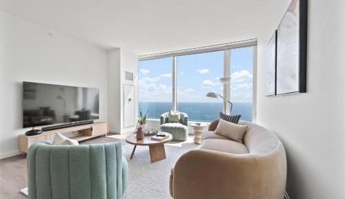 Two-Bedroom Apartment with Lake View
